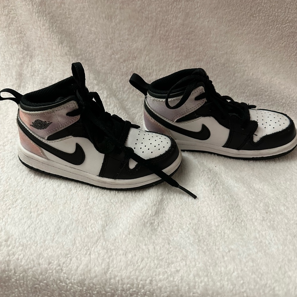 Nike Jordan Mid - Picture 3 of 5